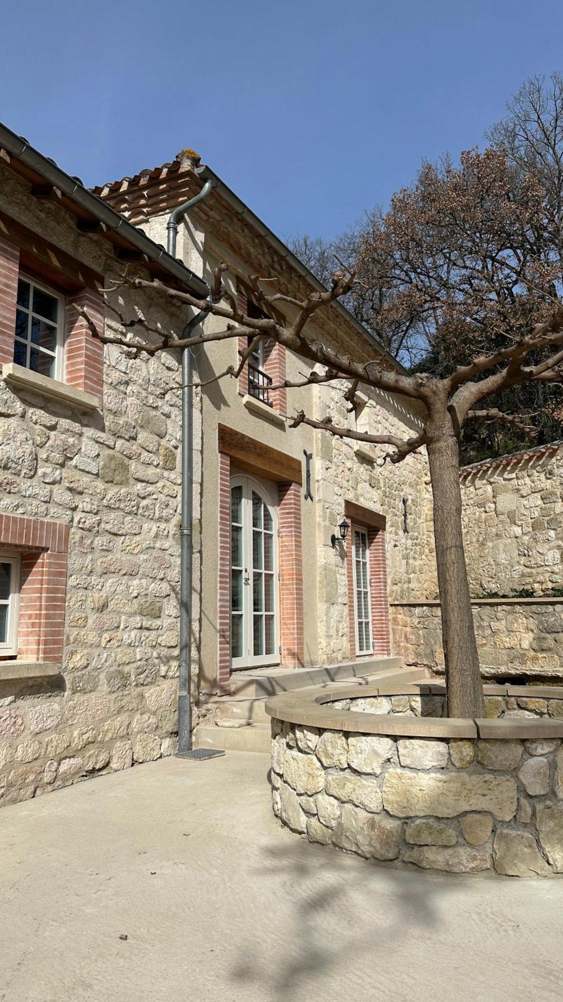 Broze Chateau Lecusse - La Grande Roche - Hotel, Spa, Boutique & Restaurant מראה חיצוני תמונה