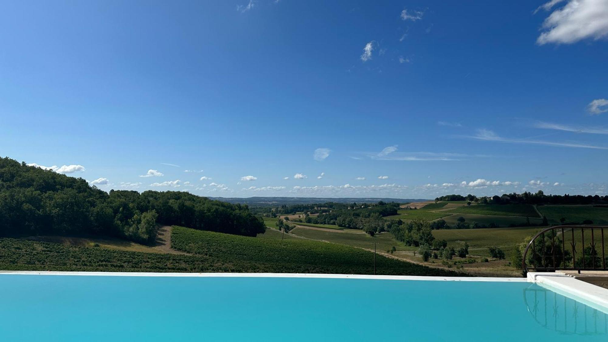 Broze Chateau Lecusse - La Grande Roche - Hotel, Spa, Boutique & Restaurant מראה חיצוני תמונה