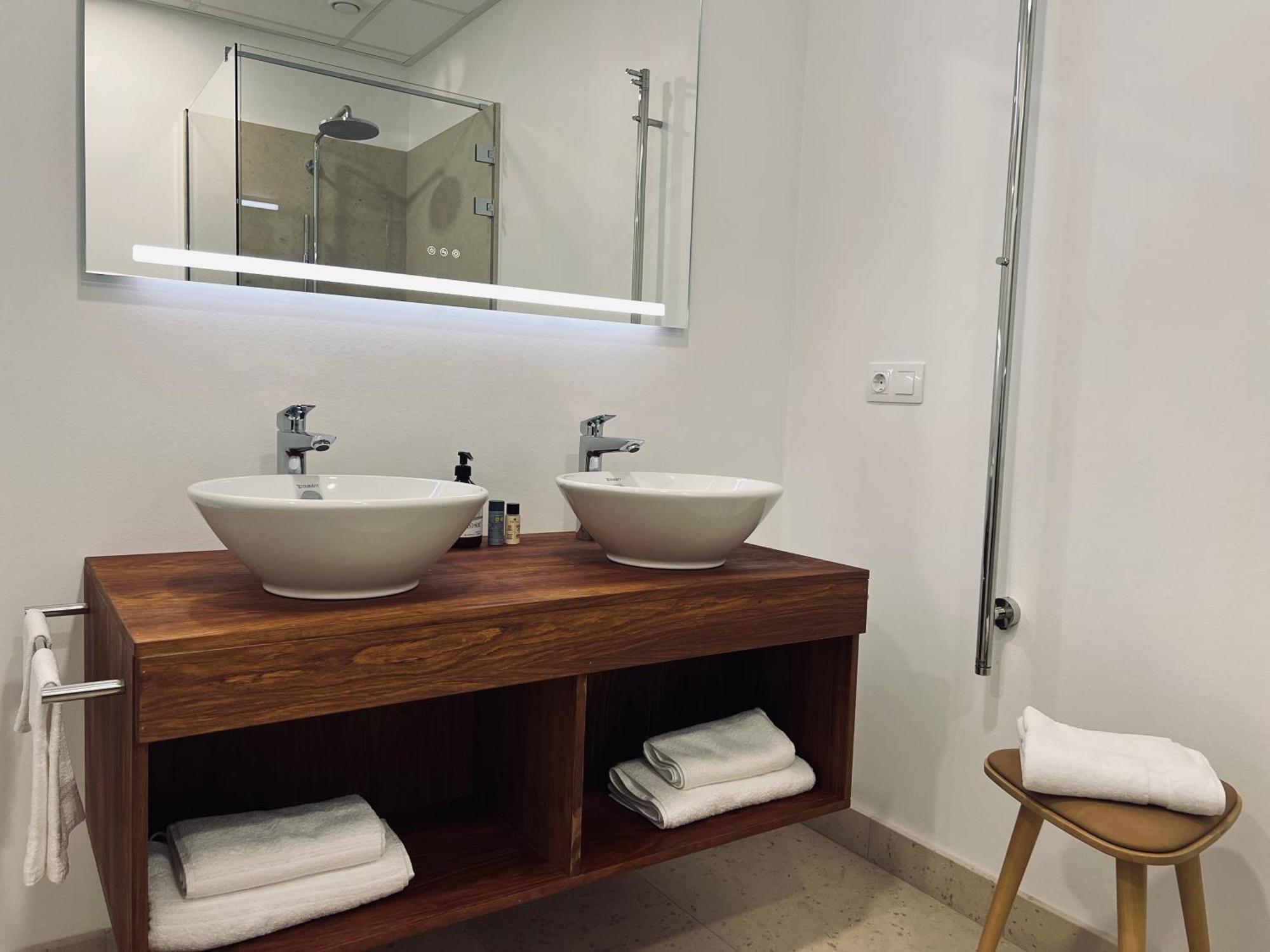 Broze Chateau Lecusse - La Grande Roche - Hotel, Spa, Boutique & Restaurant מראה חיצוני תמונה