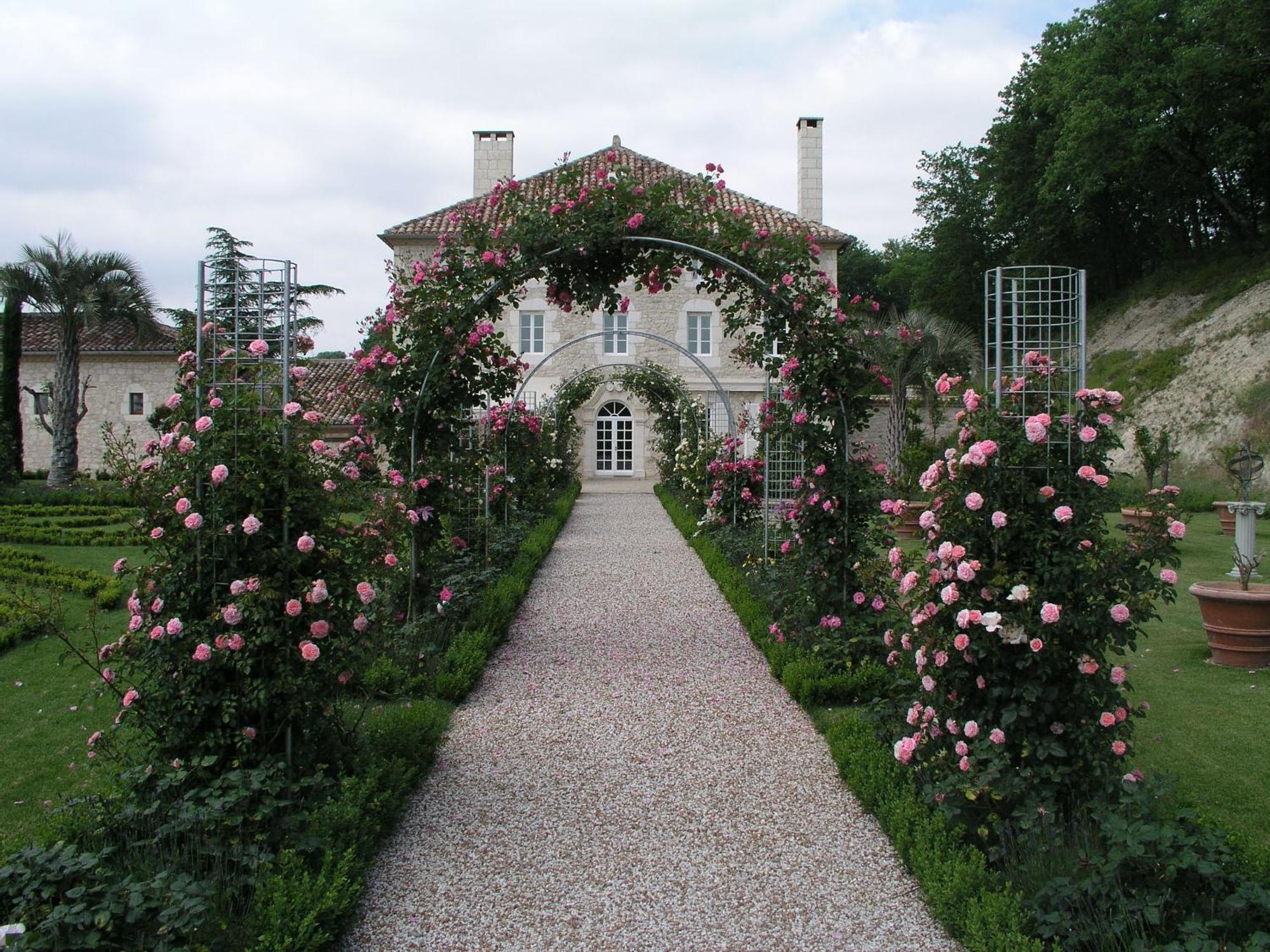 Broze Chateau Lecusse - La Grande Roche - Hotel, Spa, Boutique & Restaurant מראה חיצוני תמונה
