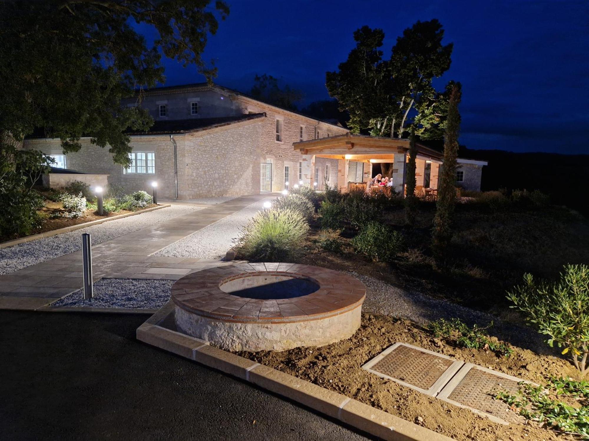 Broze Chateau Lecusse - La Grande Roche - Hotel, Spa, Boutique & Restaurant מראה חיצוני תמונה